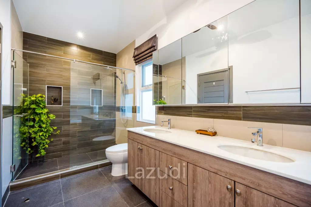 Good Deal - 3 Bedroom Villa with Private Pool In Mali Prestige