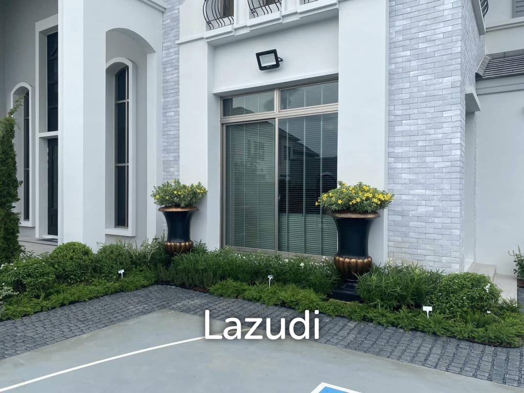 5 Bed 6 Bath 808 SQ.M Perfect Masterpiece Rama 9-Krungthep Kreetha