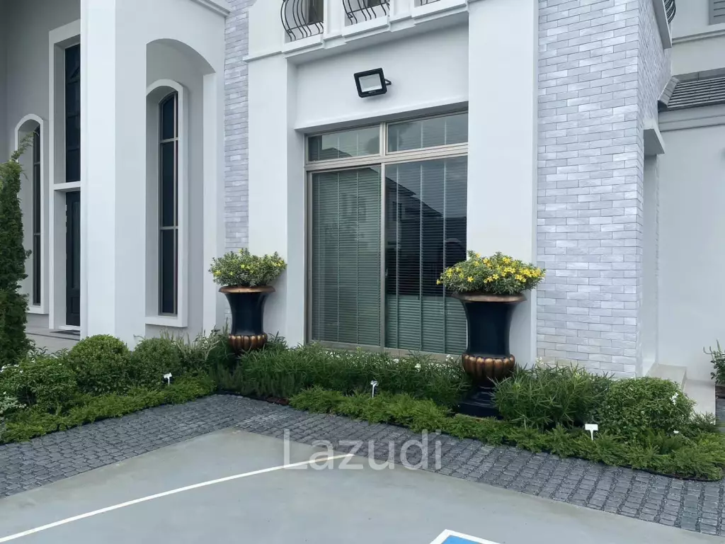 5 Bed 6 Bath 808 SQ.M Perfect Masterpiece Rama 9-Krungthep Kreetha