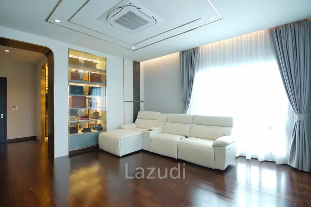 5 Bed 6 Bath 808 SQ.M Perfect Masterpiece Rama 9-Krungthep Kreetha