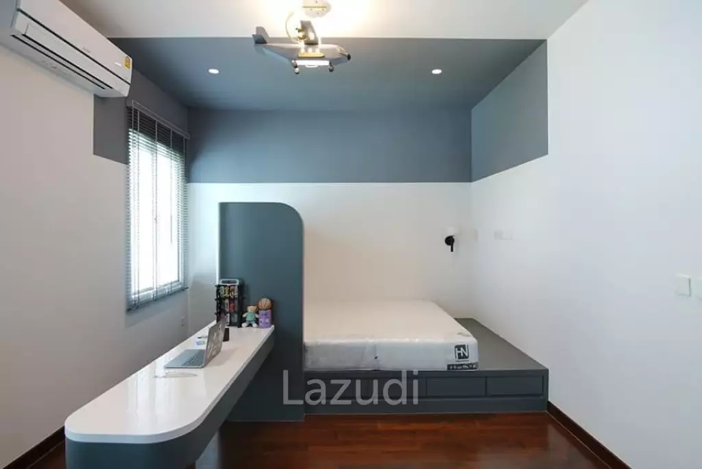 5 Bed 6 Bath 808 SQ.M Perfect Masterpiece Rama 9-Krungthep Kreetha