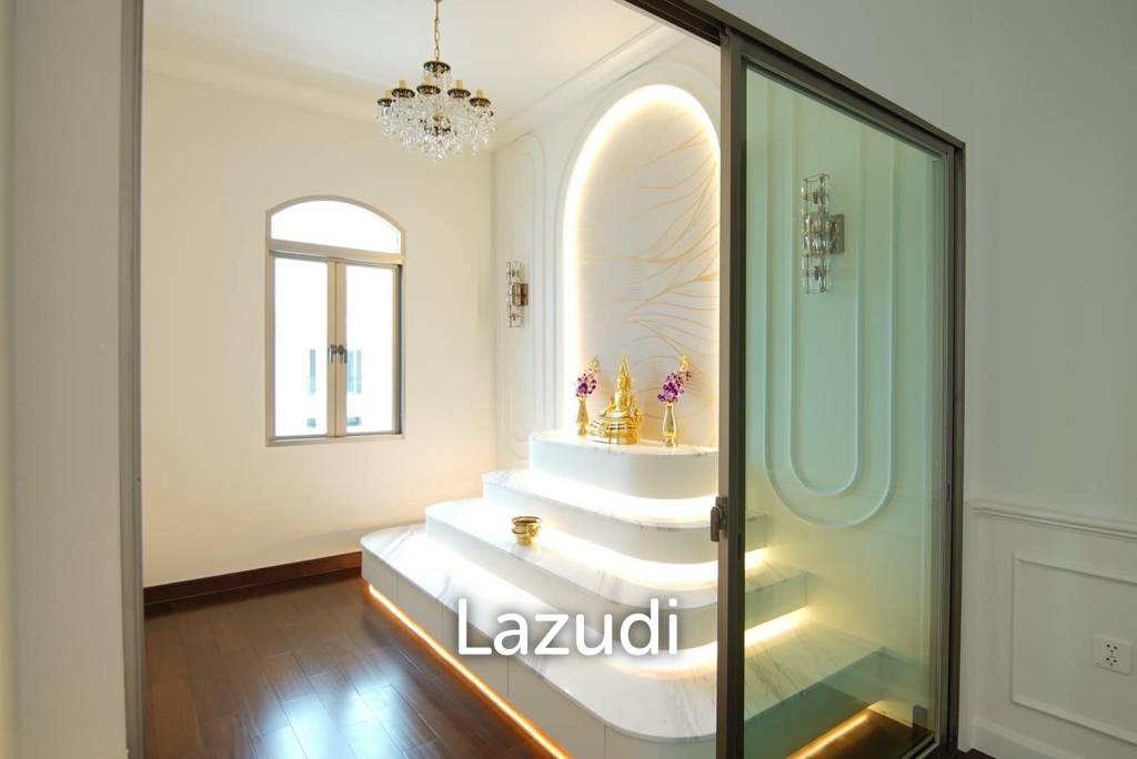 5 Bed 6 Bath 808 SQ.M Perfect Masterpiece Rama 9-Krungthep Kreetha