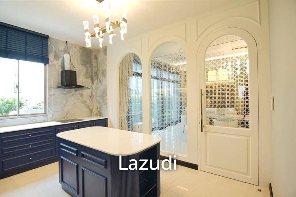 5 Bed 6 Bath 808 SQ.M Perfect Masterpiece Rama 9-Krungthep Kreetha
