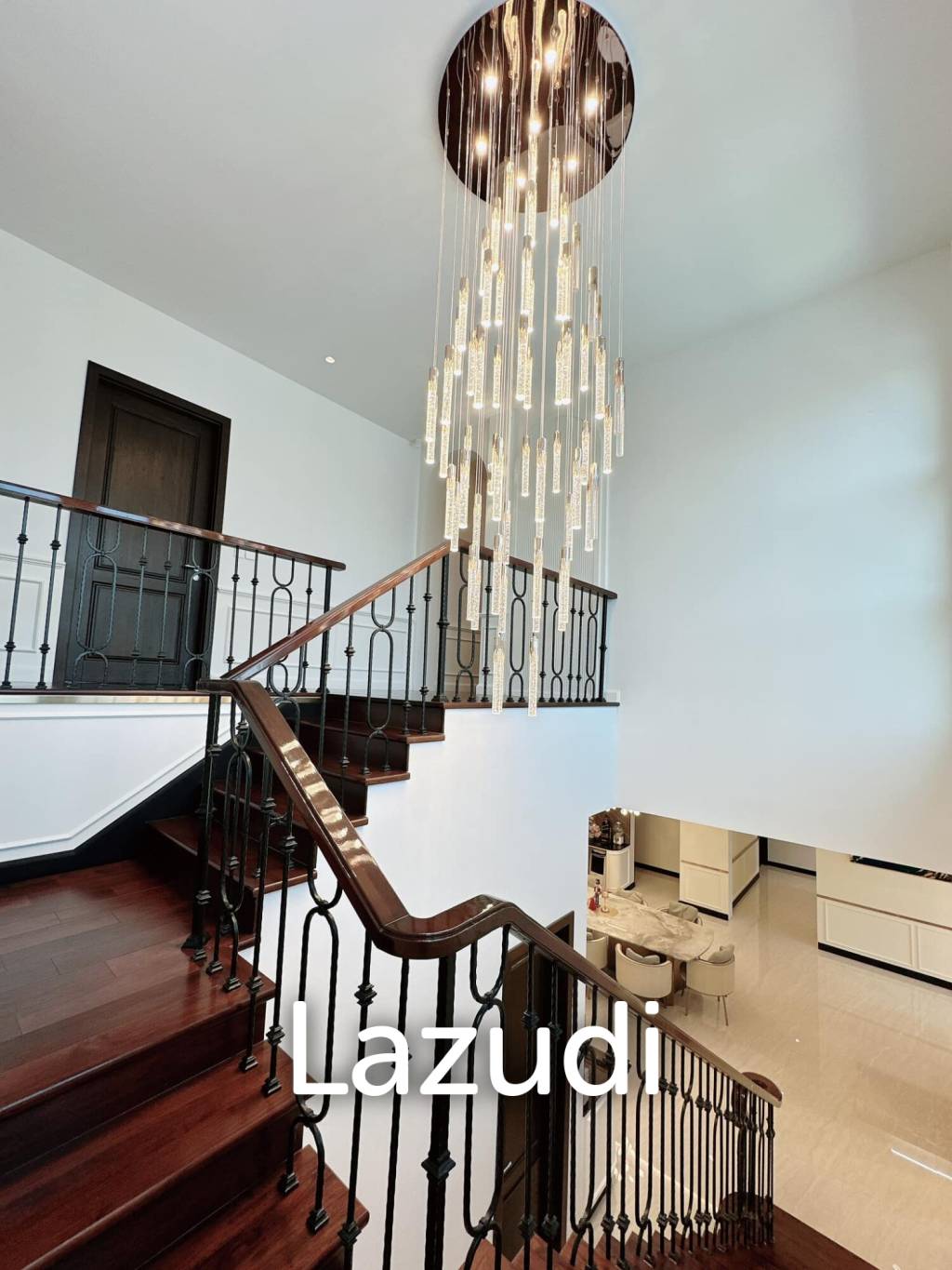 5 Bed 6 Bath 808 SQ.M Perfect Masterpiece Rama 9-Krungthep Kreetha