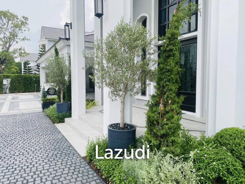 5 Bed 6 Bath 808 SQ.M Perfect Masterpiece Rama 9-Krungthep Kreetha