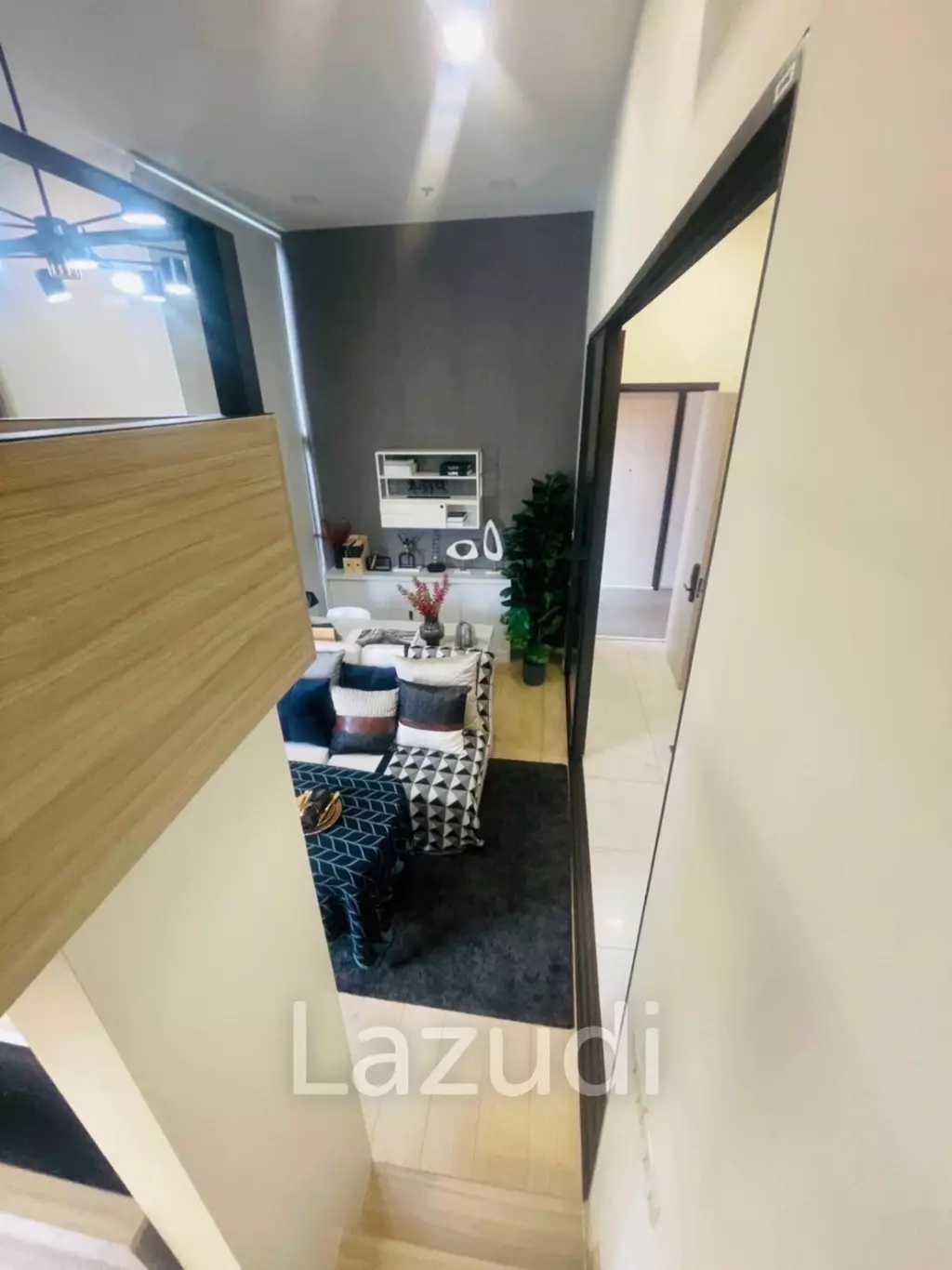1 Bed 1 Bath 37 SQ.M Chewathai Residence Asoke