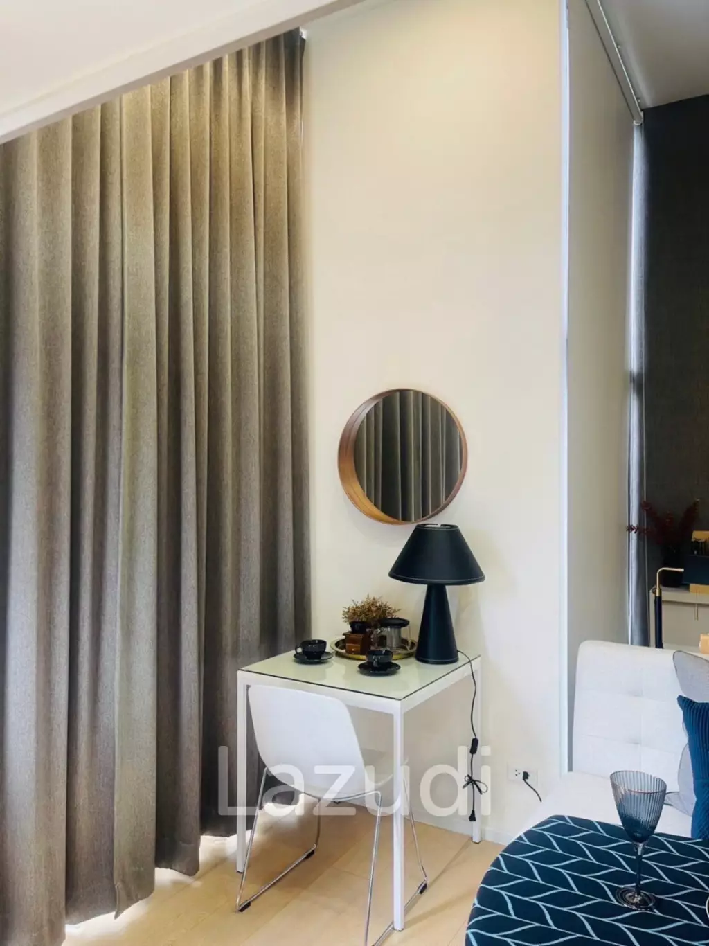 1 Bed 1 Bath 37 SQ.M Chewathai Residence Asoke