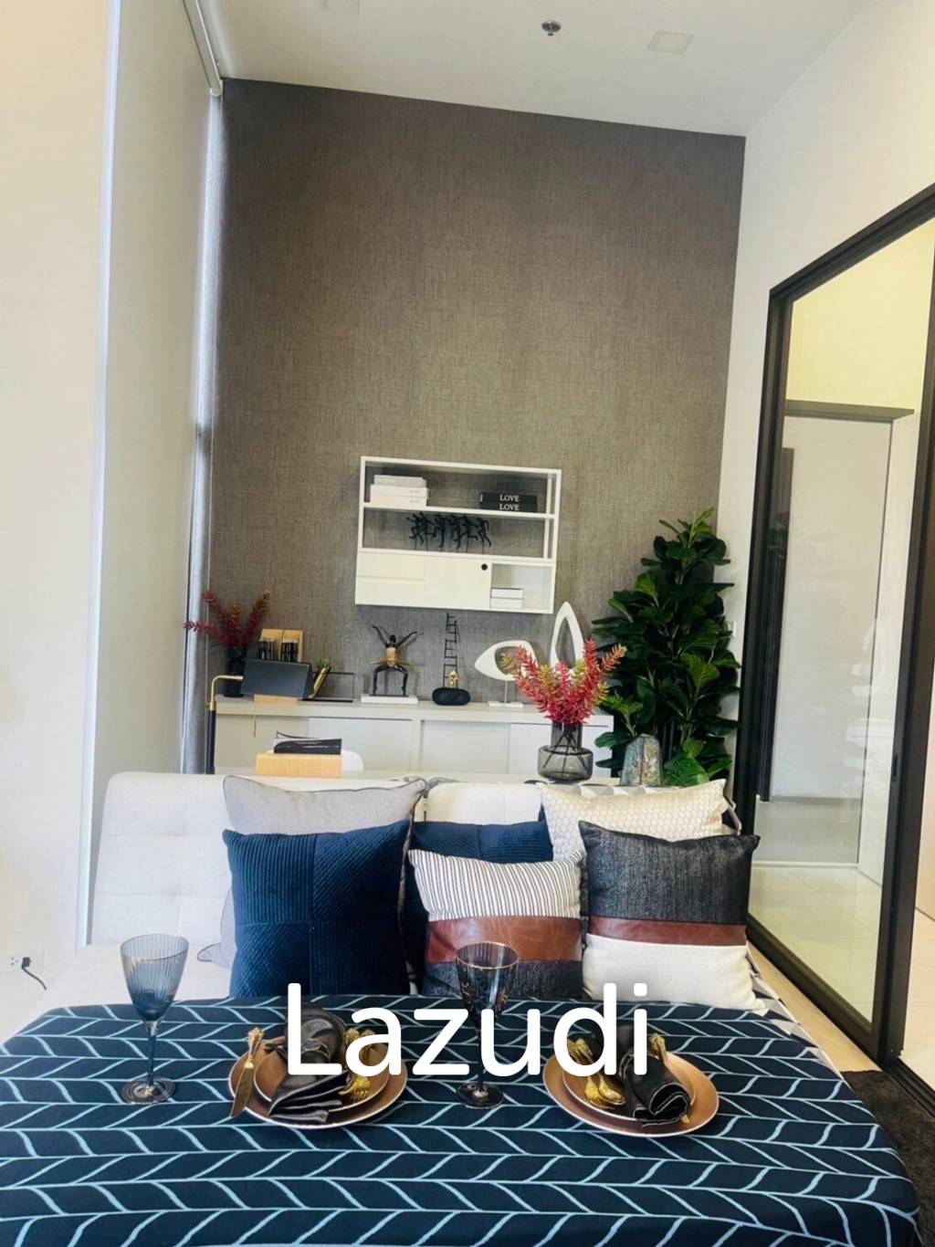 1 Bed 1 Bath 37 SQ.M Chewathai Residence Asoke