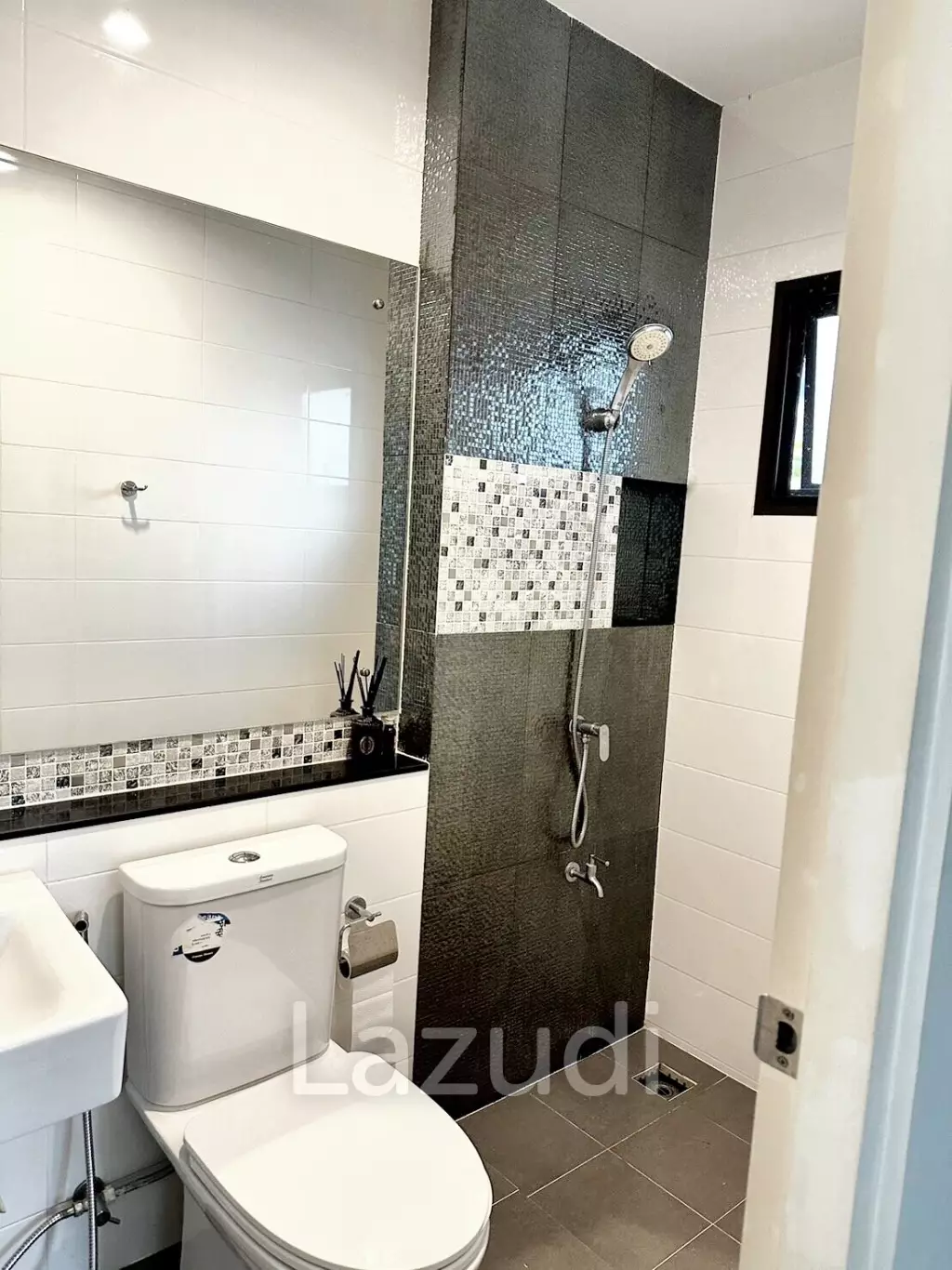 2 Bed 2 Bath 106 SQ.M Grande Pleno Sukhumvit-Bangna
