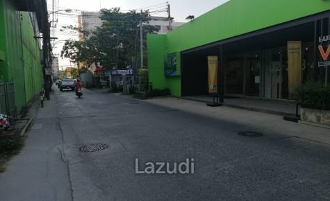 253 SQM Showroom Sukhumvit 76 Main Road BTS Bearing and Samrong