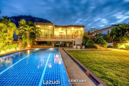 Modern Lakeside 4 Bed 260 SQM Pool Villa Modern Lakeside 4 Bed 260 SQM Pool Villa