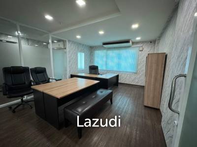 Ultra Luxury Home Office for rent in Bangna