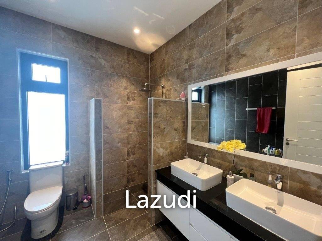 743 Sqm 3 Bed 4 Bath Villa For Sale