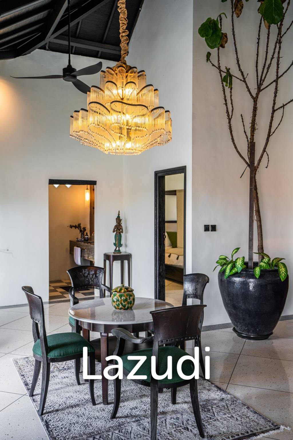 CONTEMPORARY VILLA IN KEROBOKAN WITH STRATEGIC LOCATION
