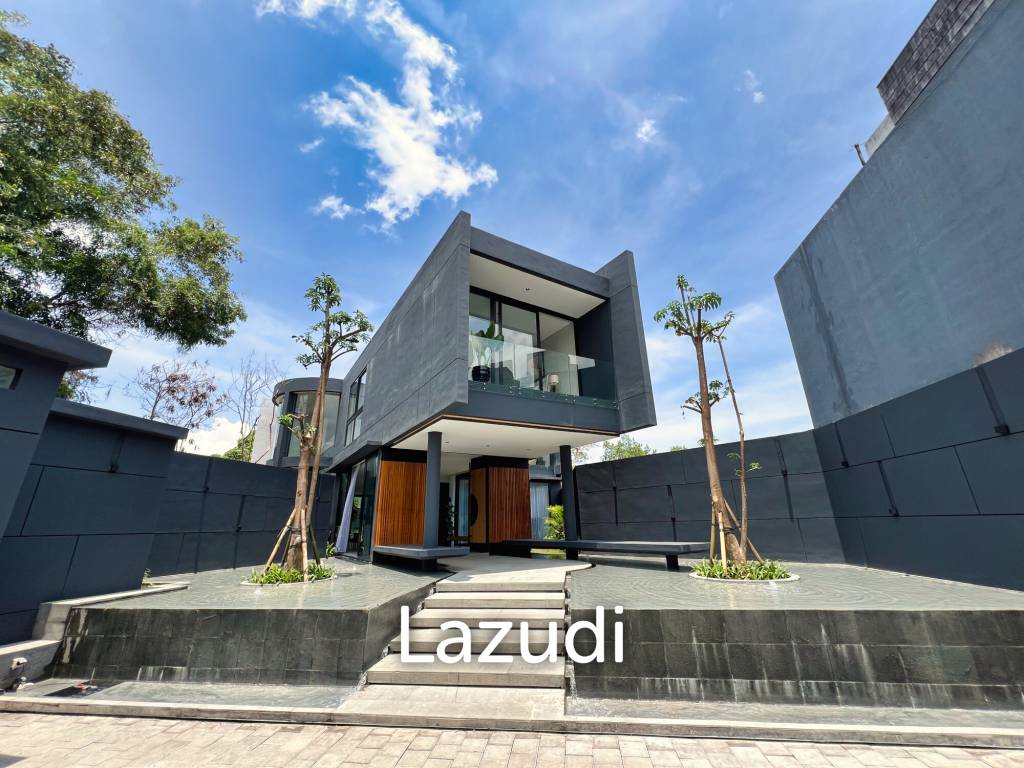 LUXURIOUS VILLA LIVING IN PERERENAN: A BEACHSIDE RETREAT