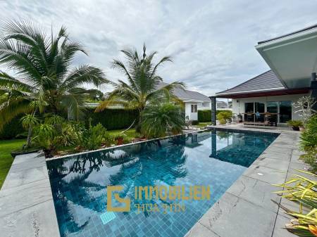 ARIA: Beeindruckende Pool Villa mit 5 Schlafzimmern