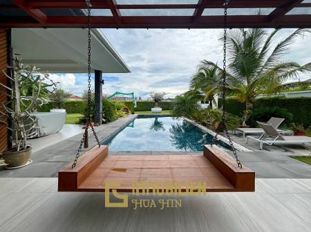 ARIA: Beeindruckende Pool Villa mit 5 Schlafzimmern