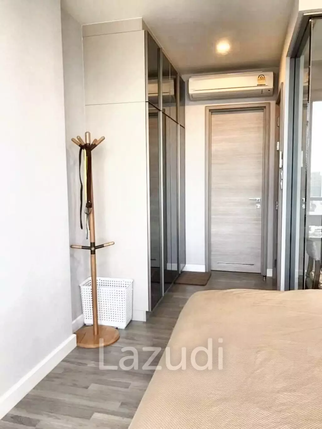 1 Bedroom 1 Bathroom 46 SQ.M The Room Rama 4