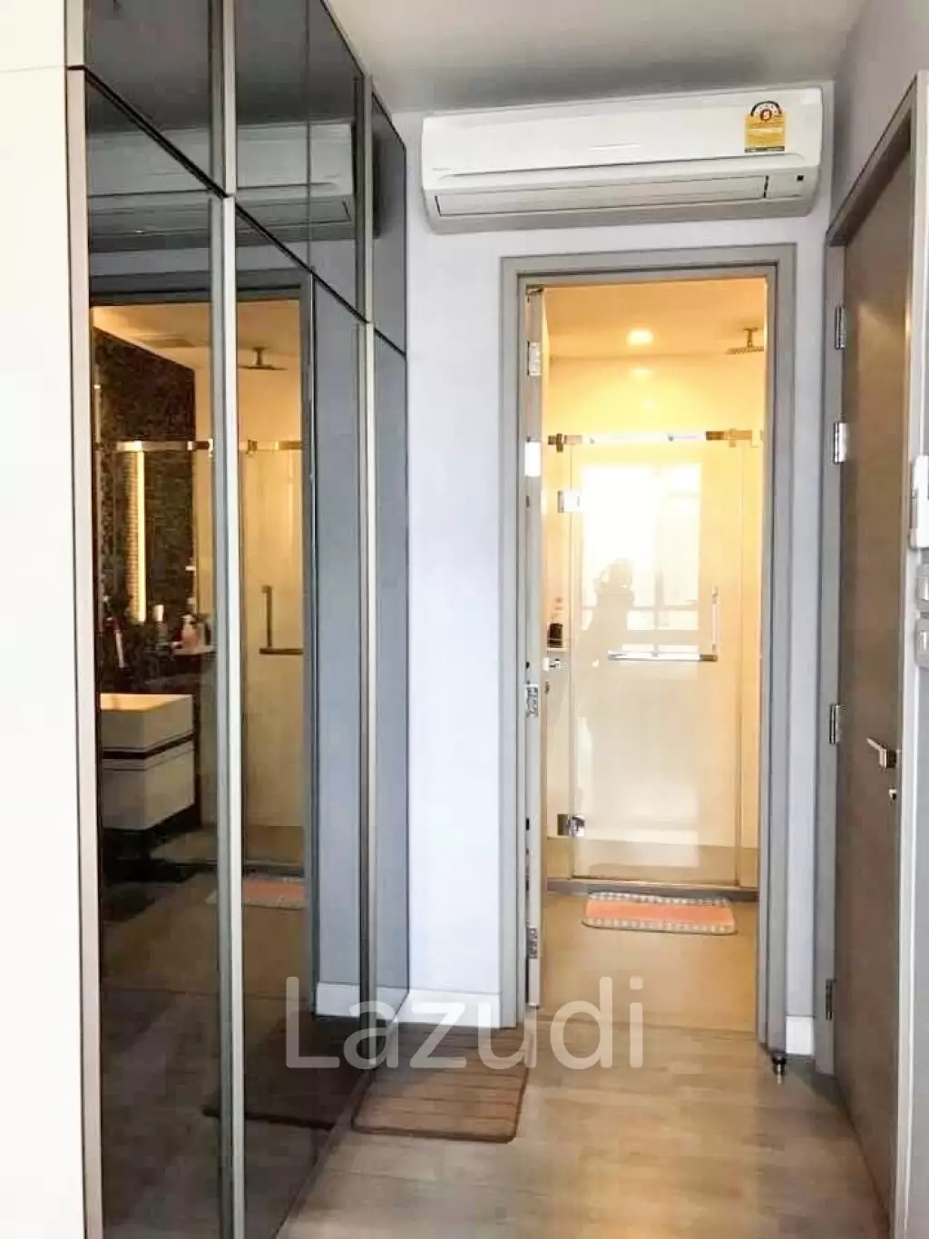 1 Bedroom 1 Bathroom 46 SQ.M The Room Rama 4