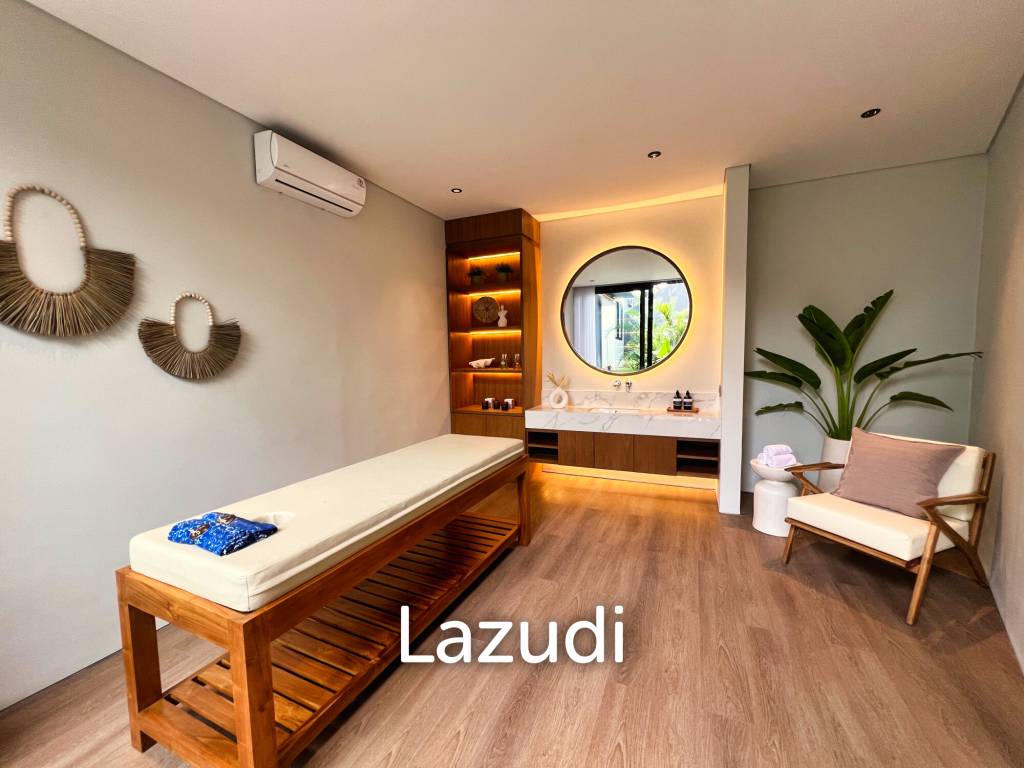 BEACHSIDE LUXURY: 5-BEDROOM FREEHOLD VILLA IN PERERENAN