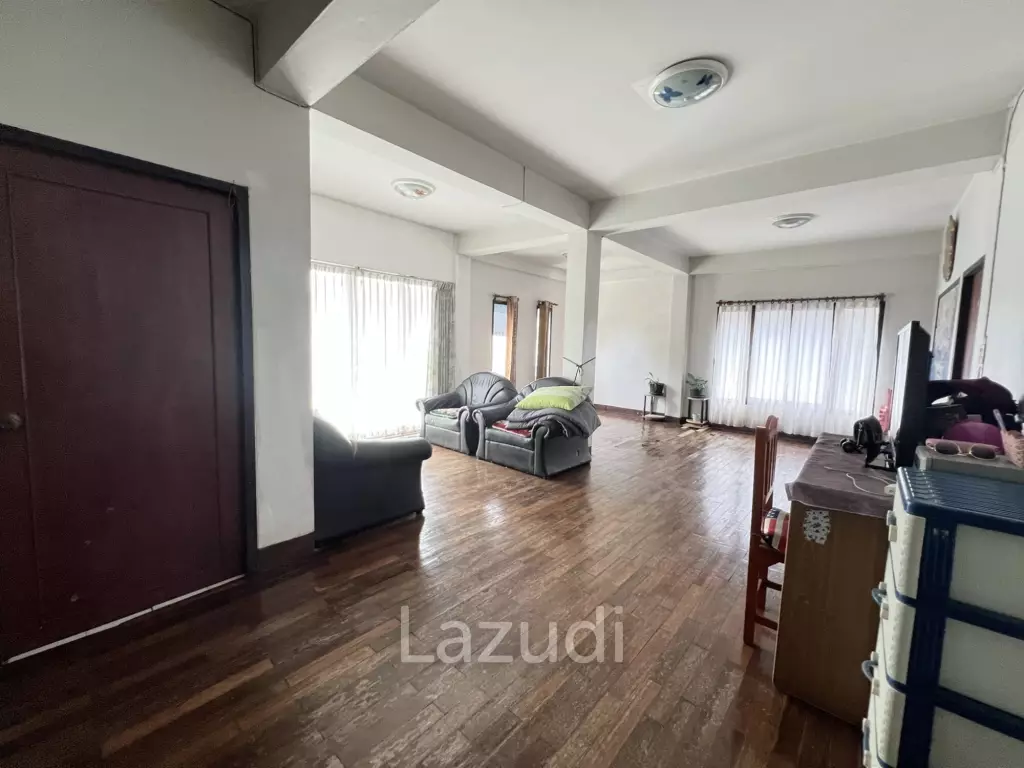 ขายบ้านเดี่ยว 2 ชั้นสไตล์วินเทจ ใกล้กับตัวเมืองเชียงราย