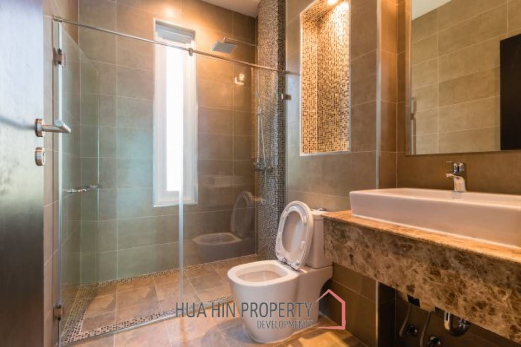 RED MOUNTAIN WOODLANDS : Modern good quality 3 bed pool villa