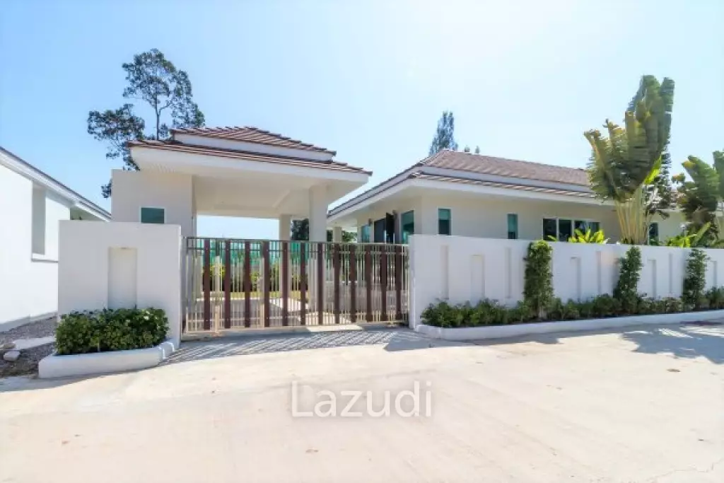 RED MOUNTAIN WOODLANDS : Modern good quality 3 bed pool villa