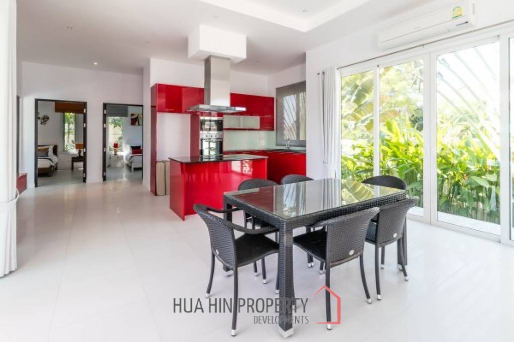 RED MOUNTAIN WOODLANDS : Modern good quality 3 bed pool villa