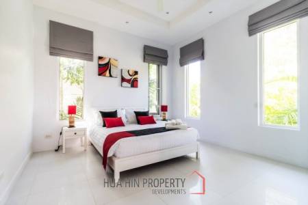 RED MOUNTAIN WOODLANDS : Modern good quality 3 bed pool villa