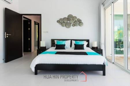 RED MOUNTAIN WOODLANDS : Modern good quality 3 bed pool villa