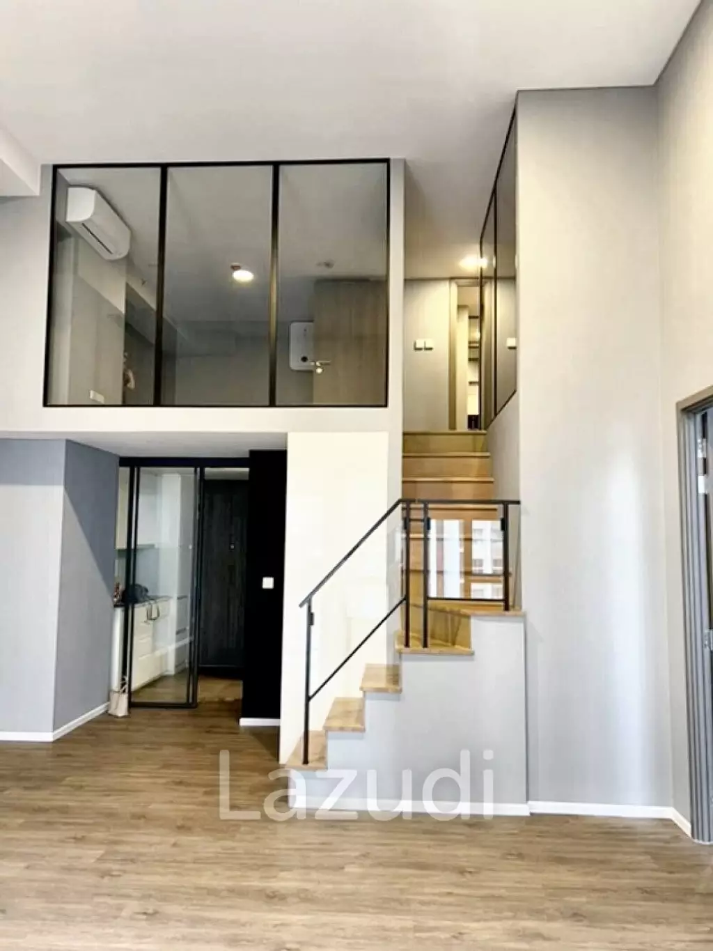 3 Bed 3 Bath 99 SQ.M Landmark @ MRTA Station