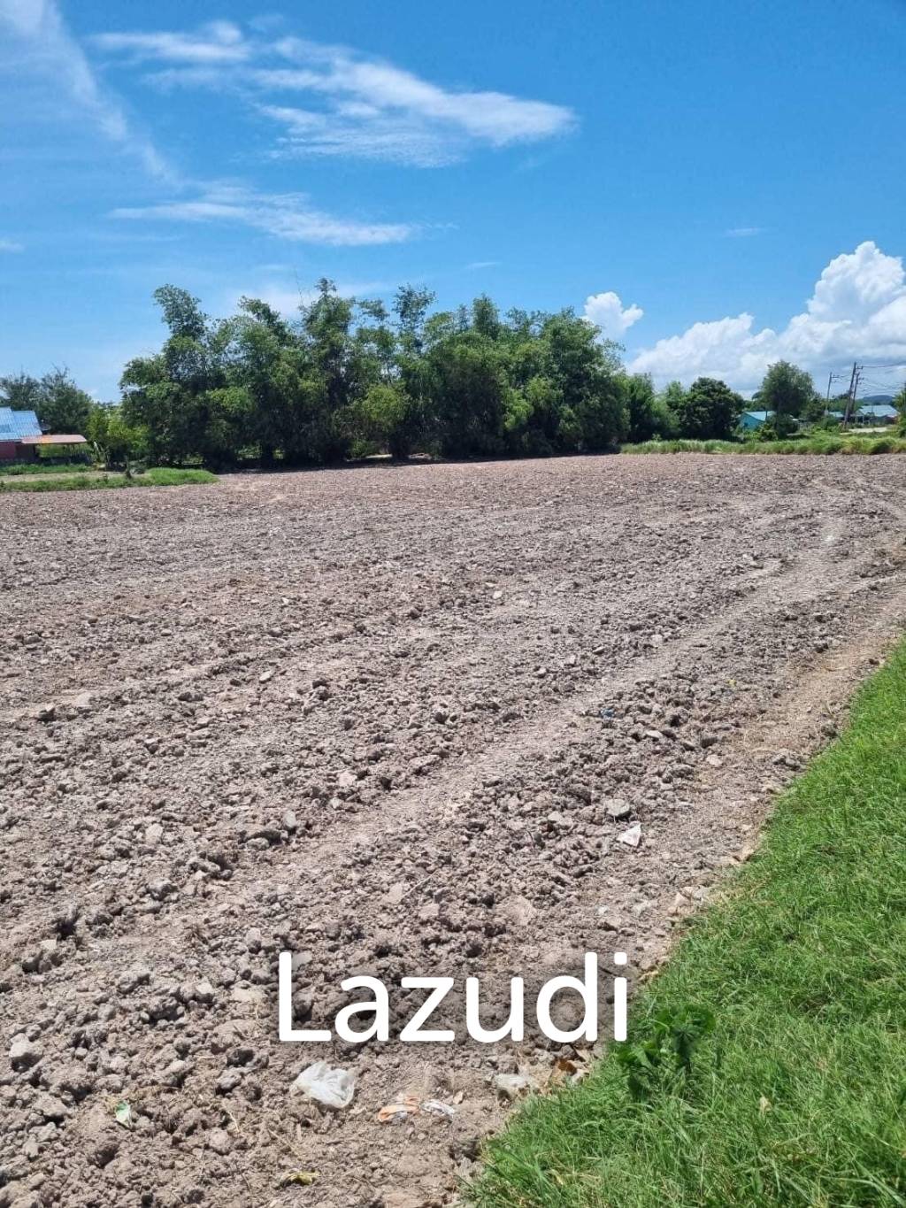 2,044 SQ.M. Beautiful Land Plot in Huay Yai