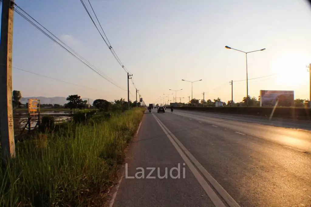 Land for Sale of Golden Location Close to Bypass