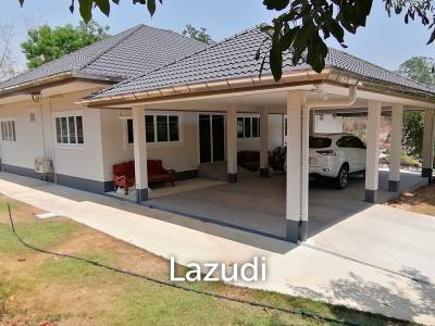Pool villa on an impressively 6 Rai land plot and Fish Ponds