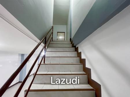 2 Storey 2 Bedroom Townhouse in soi 88