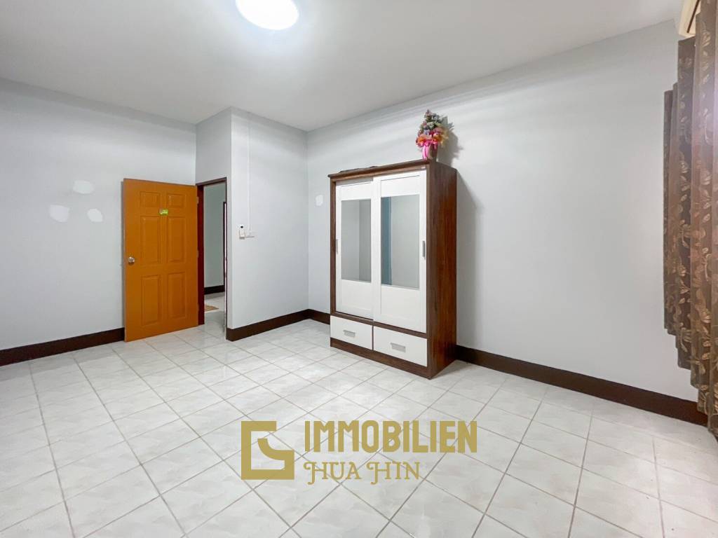 2 Storey 2 Bedroom Townhouse in soi 88