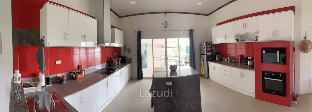 3 bedroom poolvilla on 7200 square meters for sale