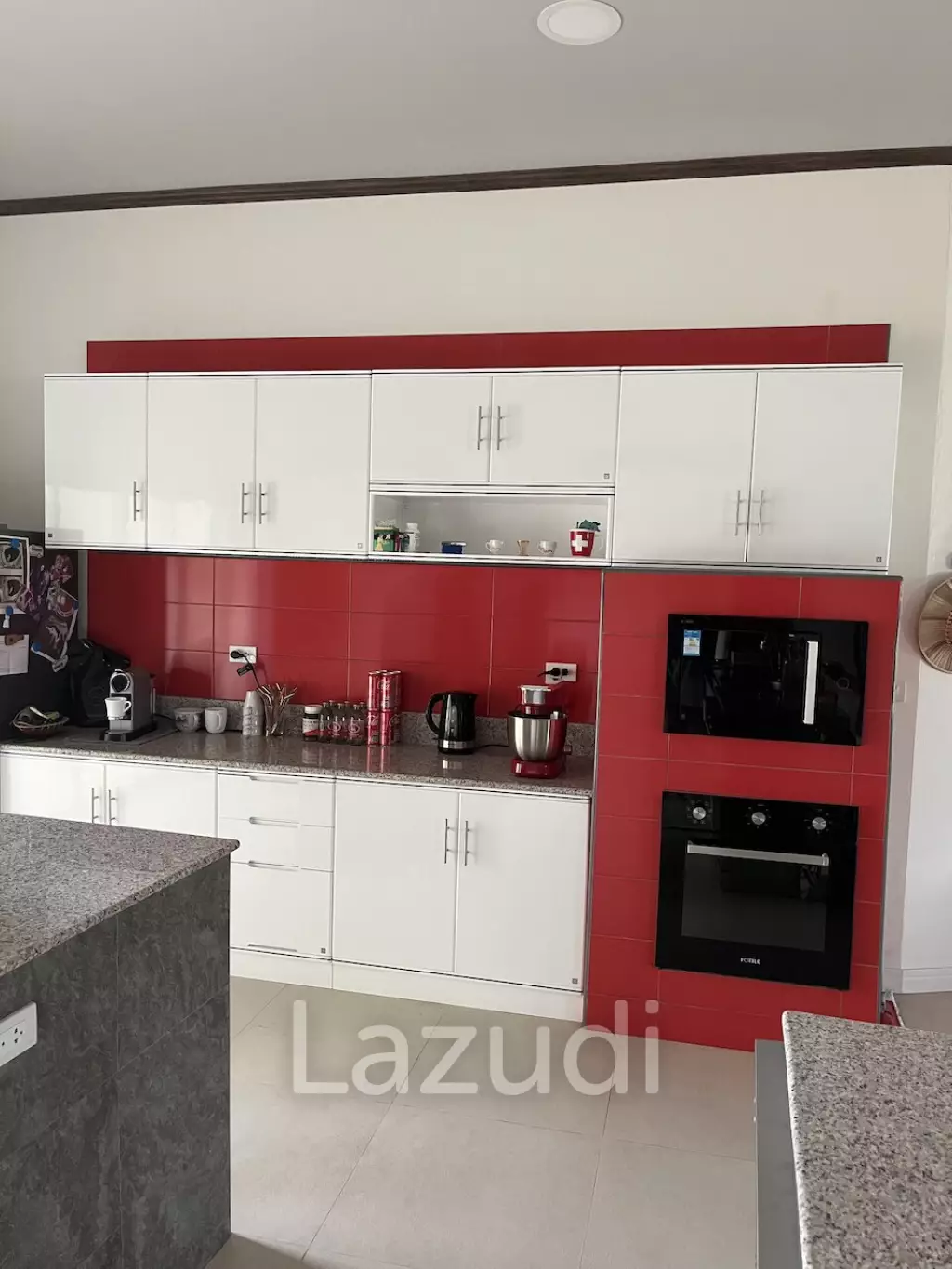 3 bedroom poolvilla on 7200 square meters for sale