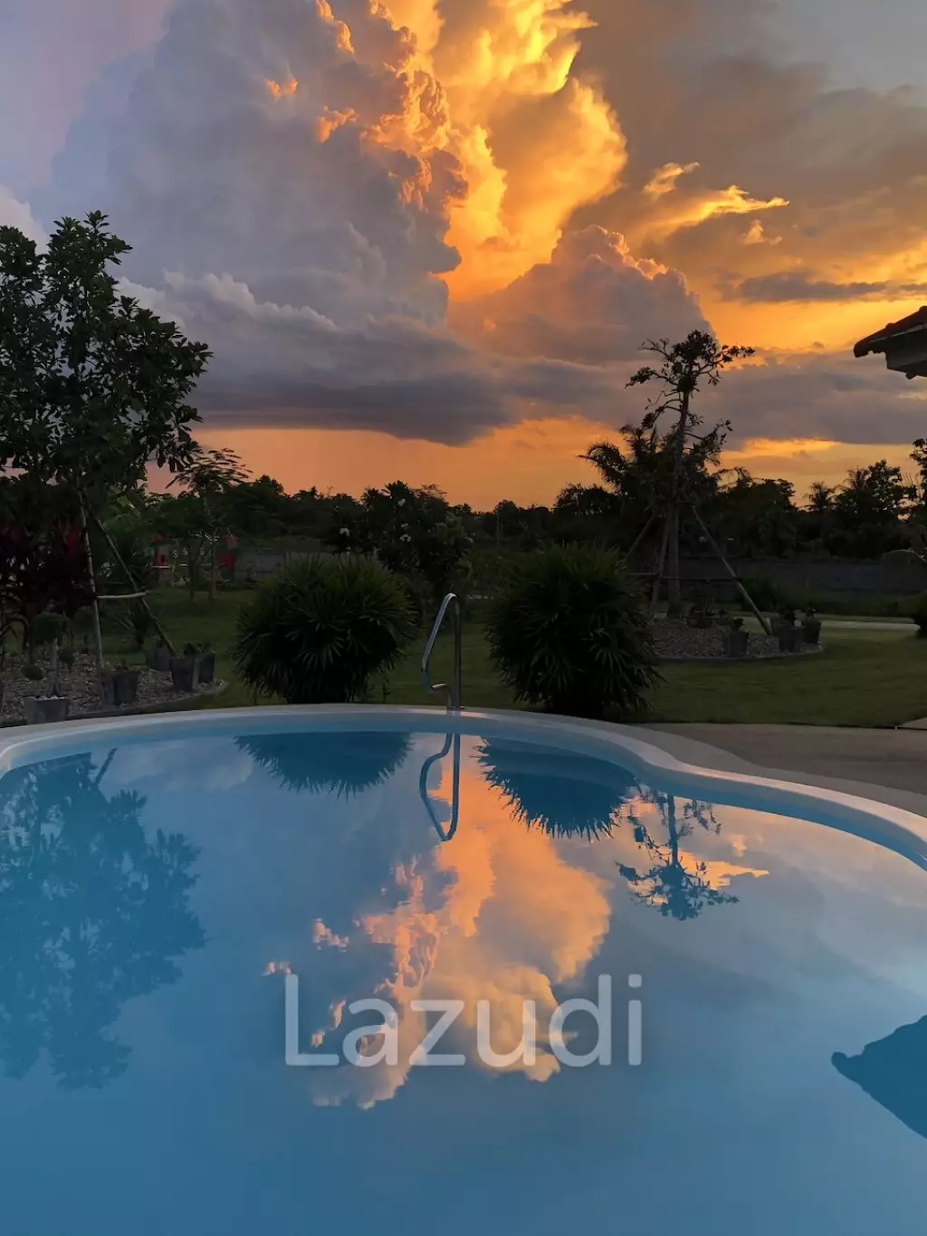 3 bedroom poolvilla on 7200 square meters for sale