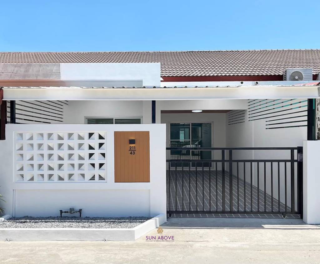 2 Bed 1 Bath townhouse For Sale In Thalang