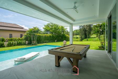 Amazing, 4 Bedroom Luxury Pool Villa on Palm Hills Golf Course