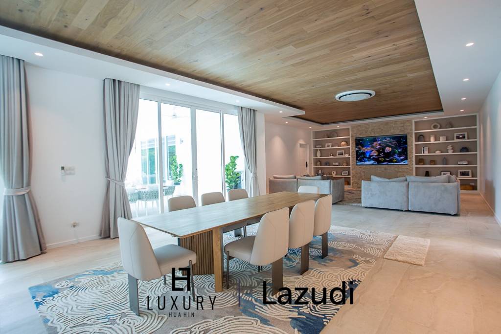 Palm Hills Golfplatz: Luxuriöse 4 Schlafzimmer Pool Villa