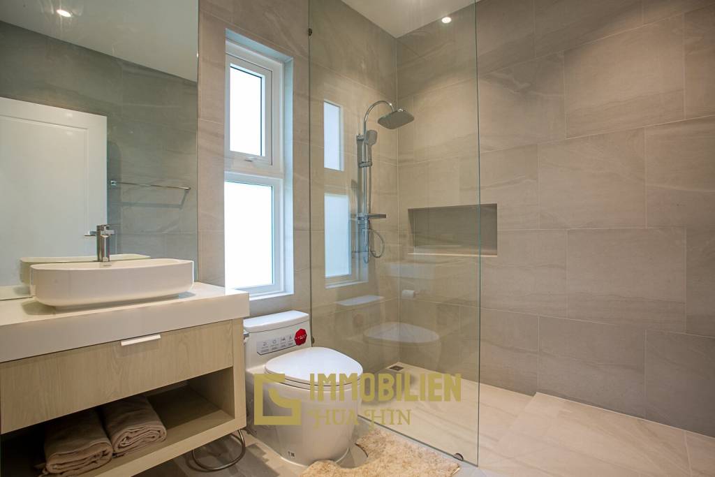 1,600 m² 4 Chambre 4 Salle de bain Villa Pour Vente