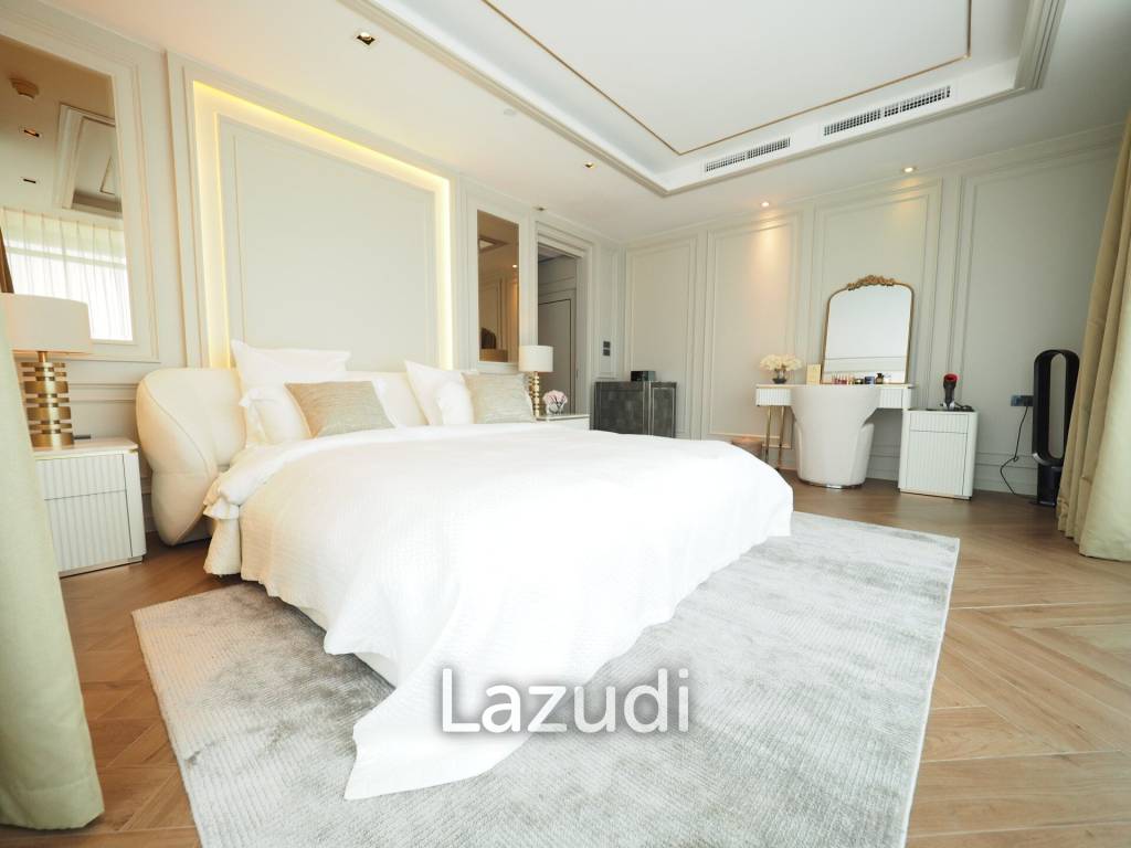 3 Beds 2 Baths 174 SQ.M. Le Monaco Residence Ari