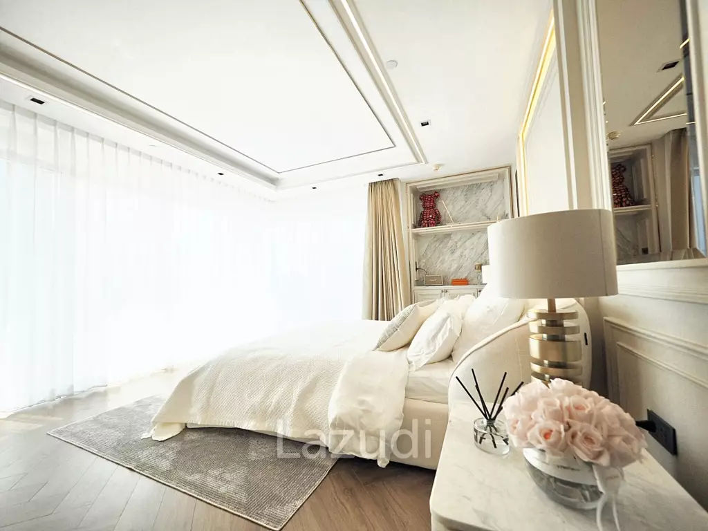 3 Beds 2 Baths 174 SQ.M. Le Monaco Residence Ari