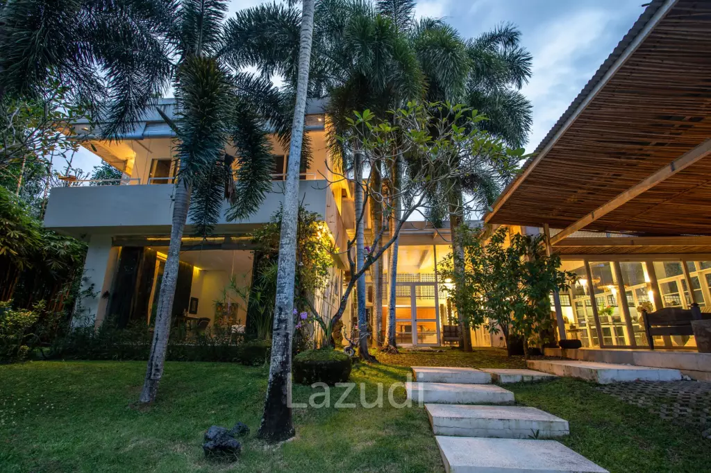 EXQUISITE FREEHOLD VILLA 2 MINS DRIVE TO KEDUNGU BEACH