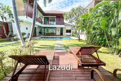 4 Bedroom Pool Villa 200 Meters From Dolphin Bay Beach