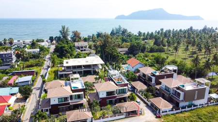 4 Bedroom Pool Villa 200 Meters From Dolphin Bay Beach