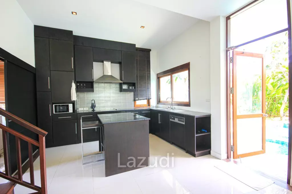 4 Bedroom Pool Villa 200 Meters From Dolphin Bay Beach