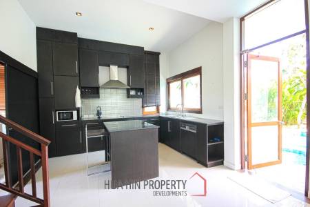 4 Bedroom Pool Villa 200 Meters From Dolphin Bay Beach